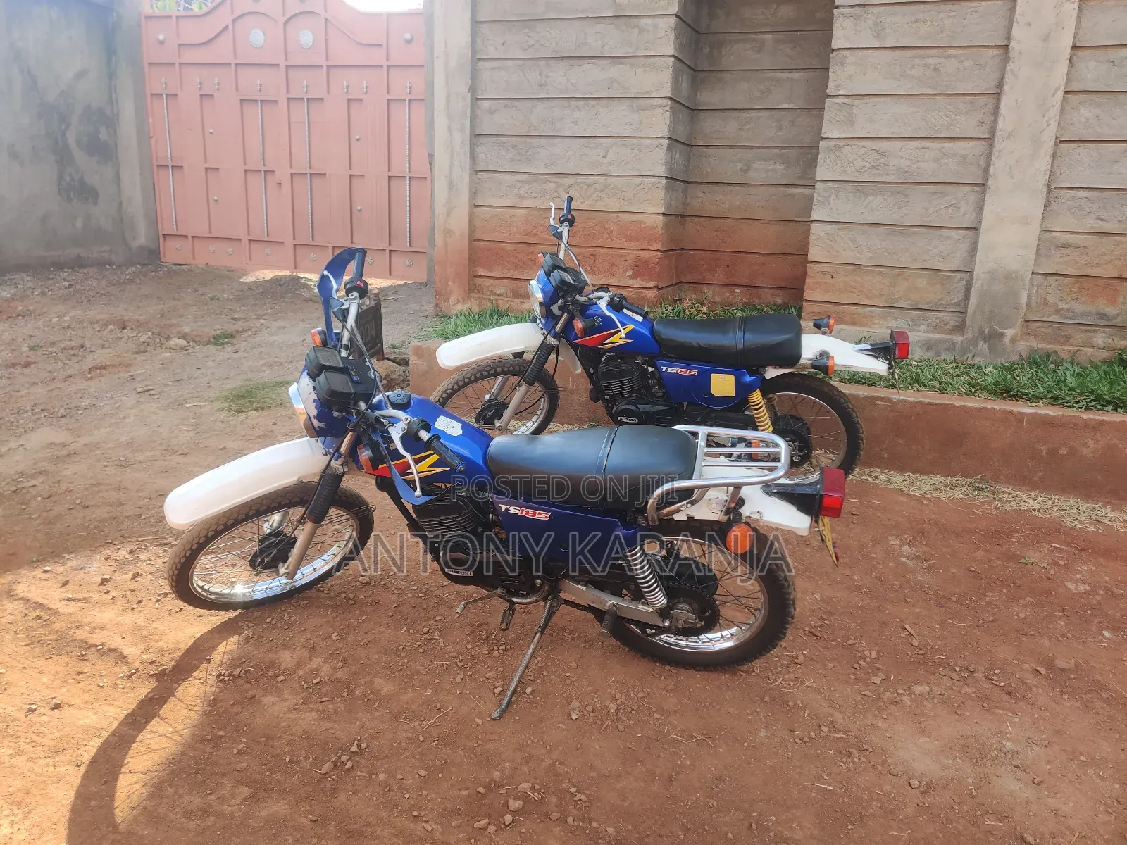 Suzuki 2006 Blue