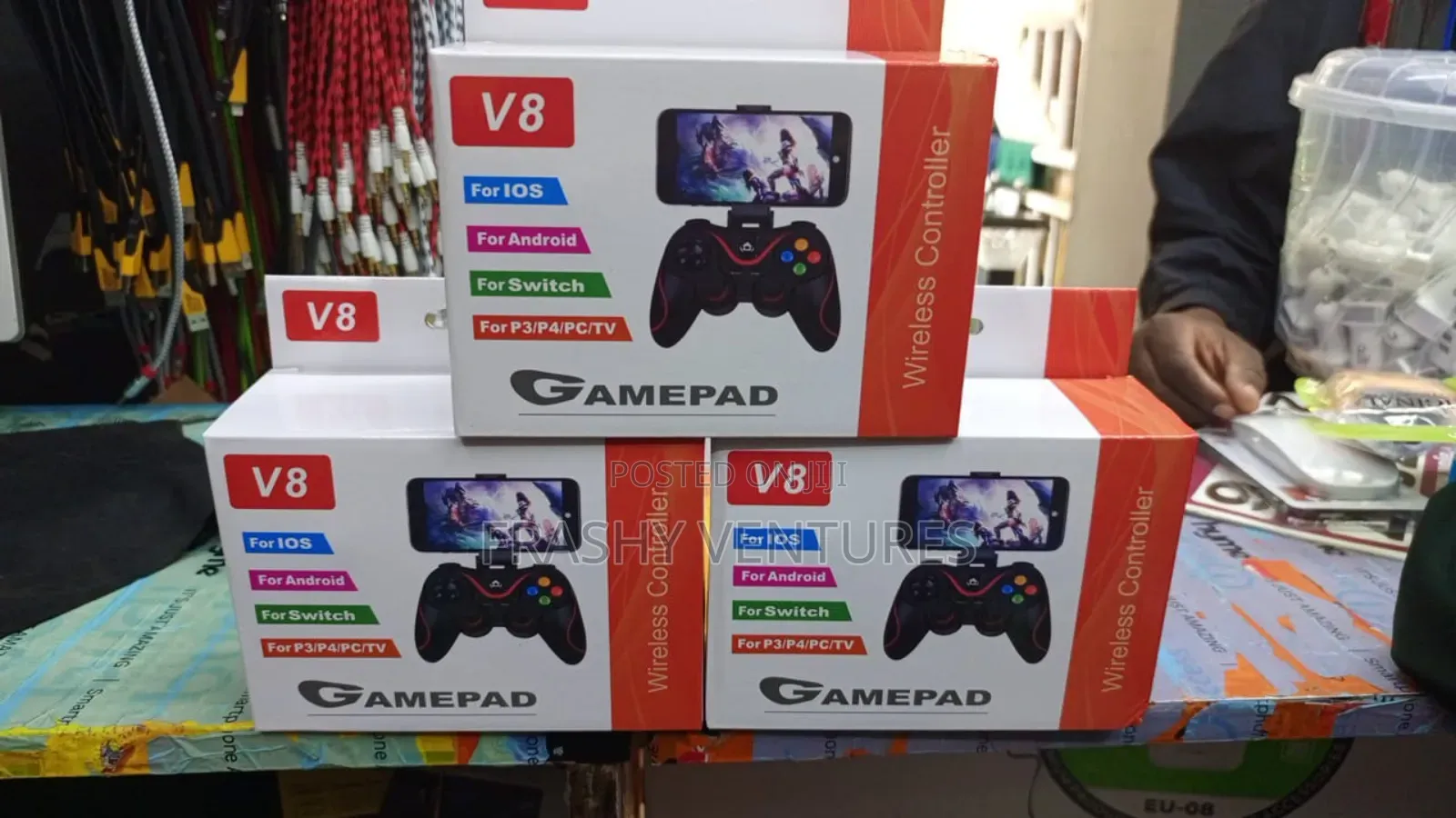 V8 Wireless Game Pad