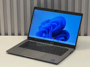 Laptop Dell Latitude 5320 16GB Intel Core i5 SSD 512GB