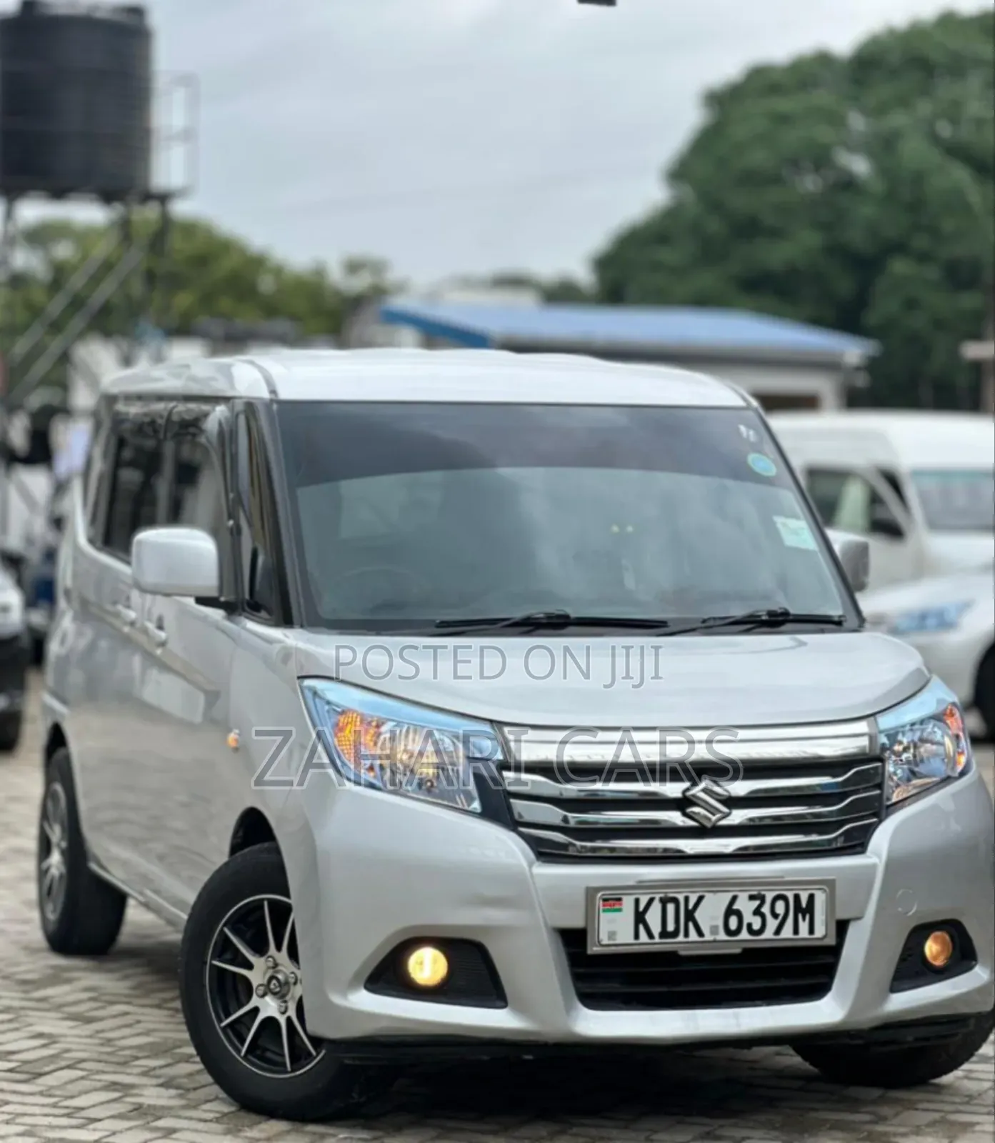 Suzuki Solio 2015 Silver