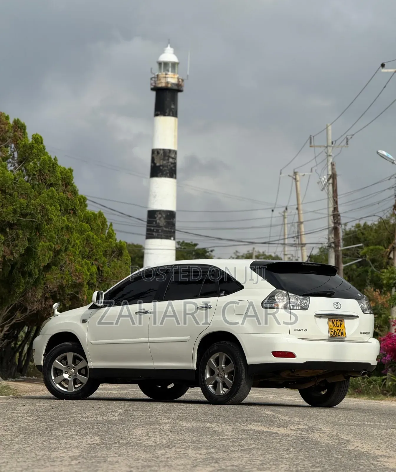 Toyota Harrier 2010 White