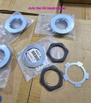 Genuine Axle Nut Kit for Land Cruiser 79