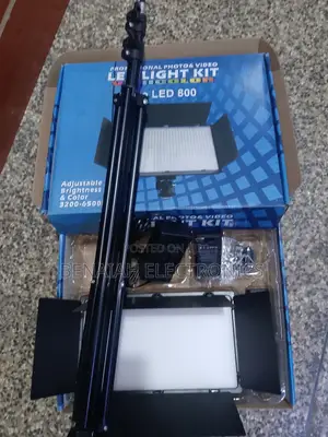 Professional Studio Light Led 800+ Complete Kit