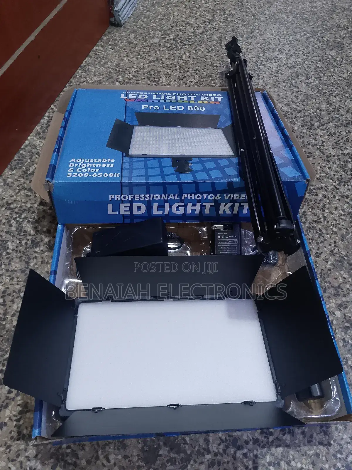 Pro Led 800 Professional Photos and Videos Led Light Kit Varicolor