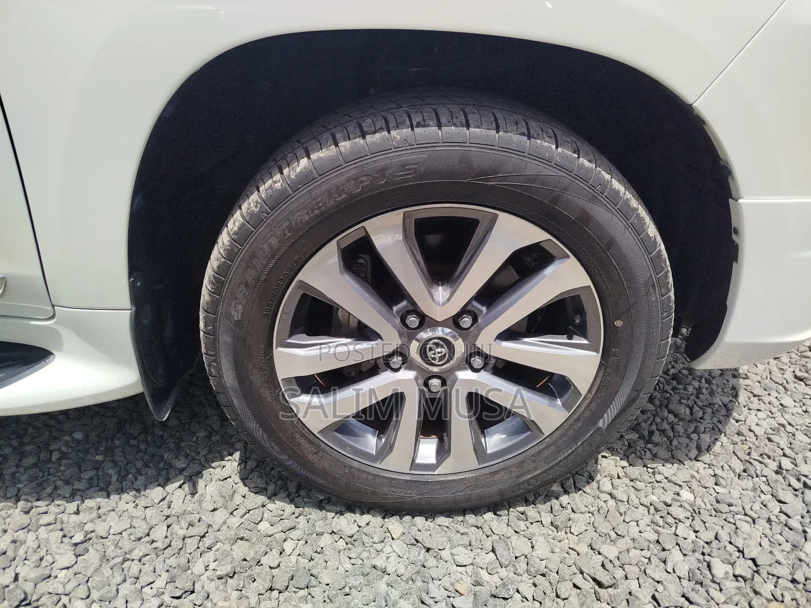 Toyota Land Cruiser 2019 White