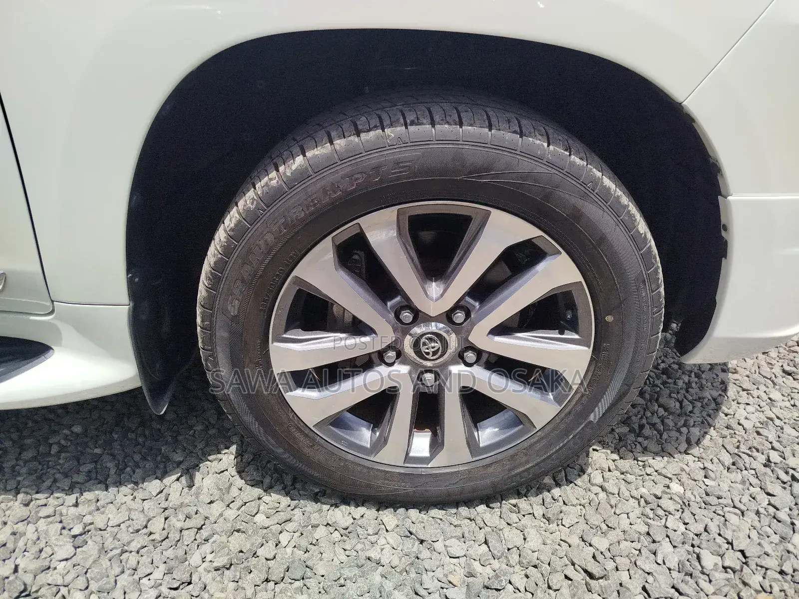 Toyota Land Cruiser 2019 White