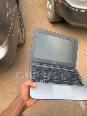 Laptop HP 14-Dq2031tg 4GB Intel Celeron HDD 128GB