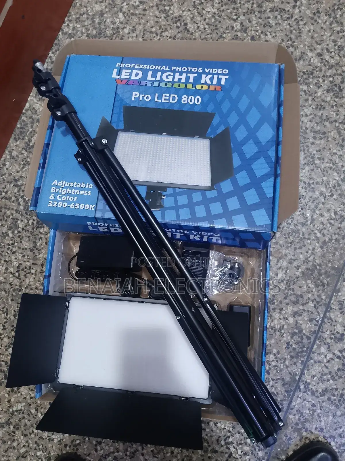 Studio Light Kit Led 800+ Adjustable Led Brightness and Color RGB Lamp