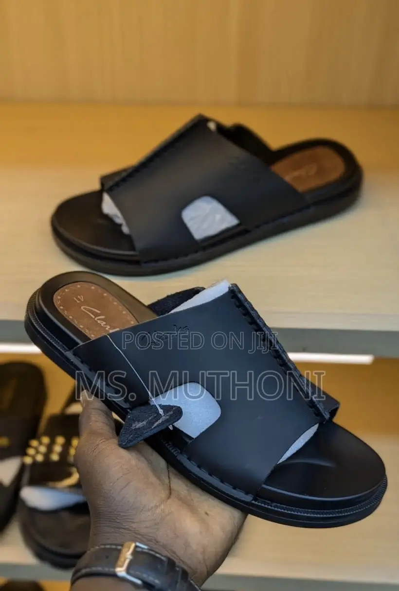 Black Clarks / Fendi Sandals Size 40-45