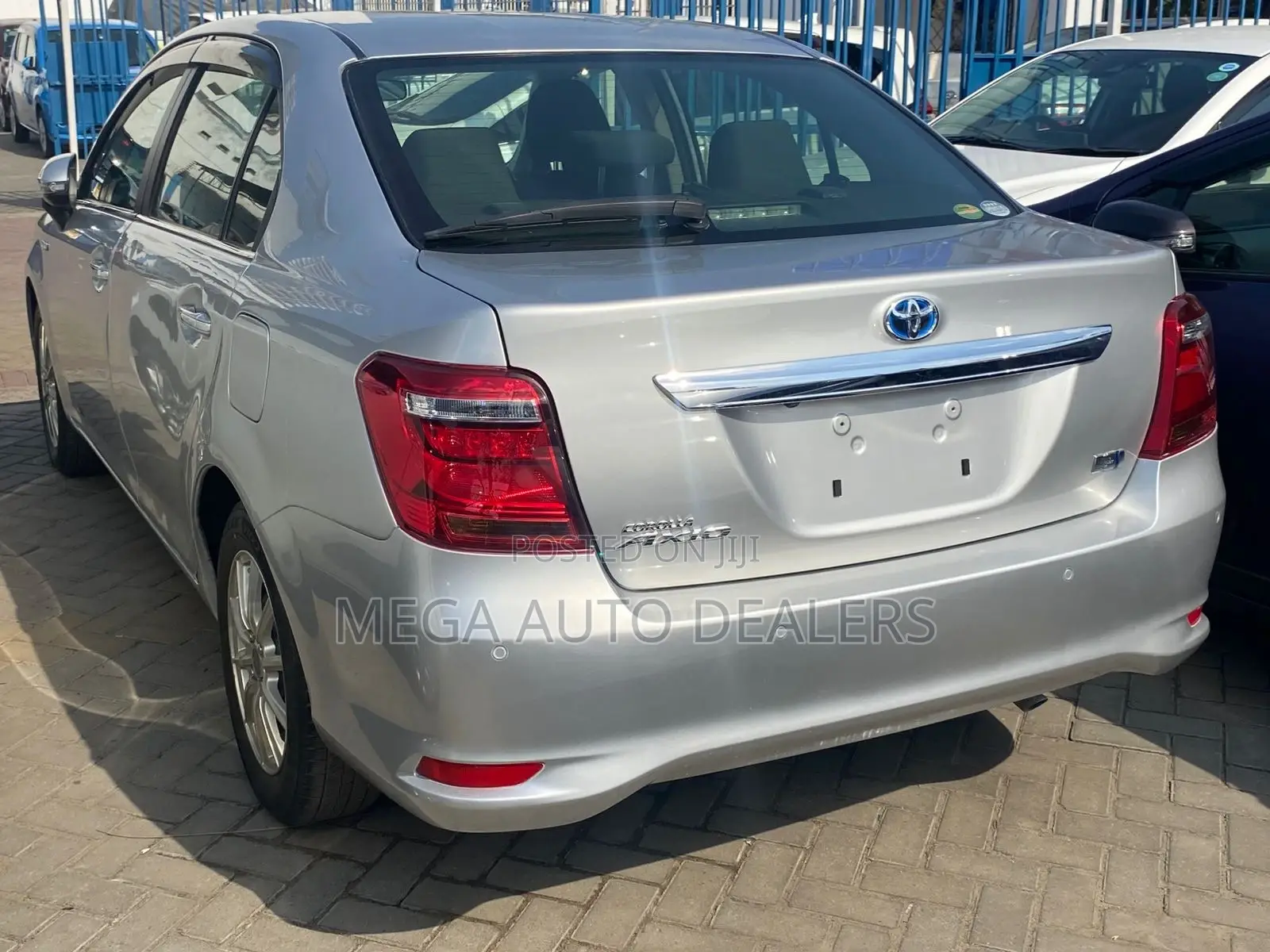 Toyota Axio 2018 Silver