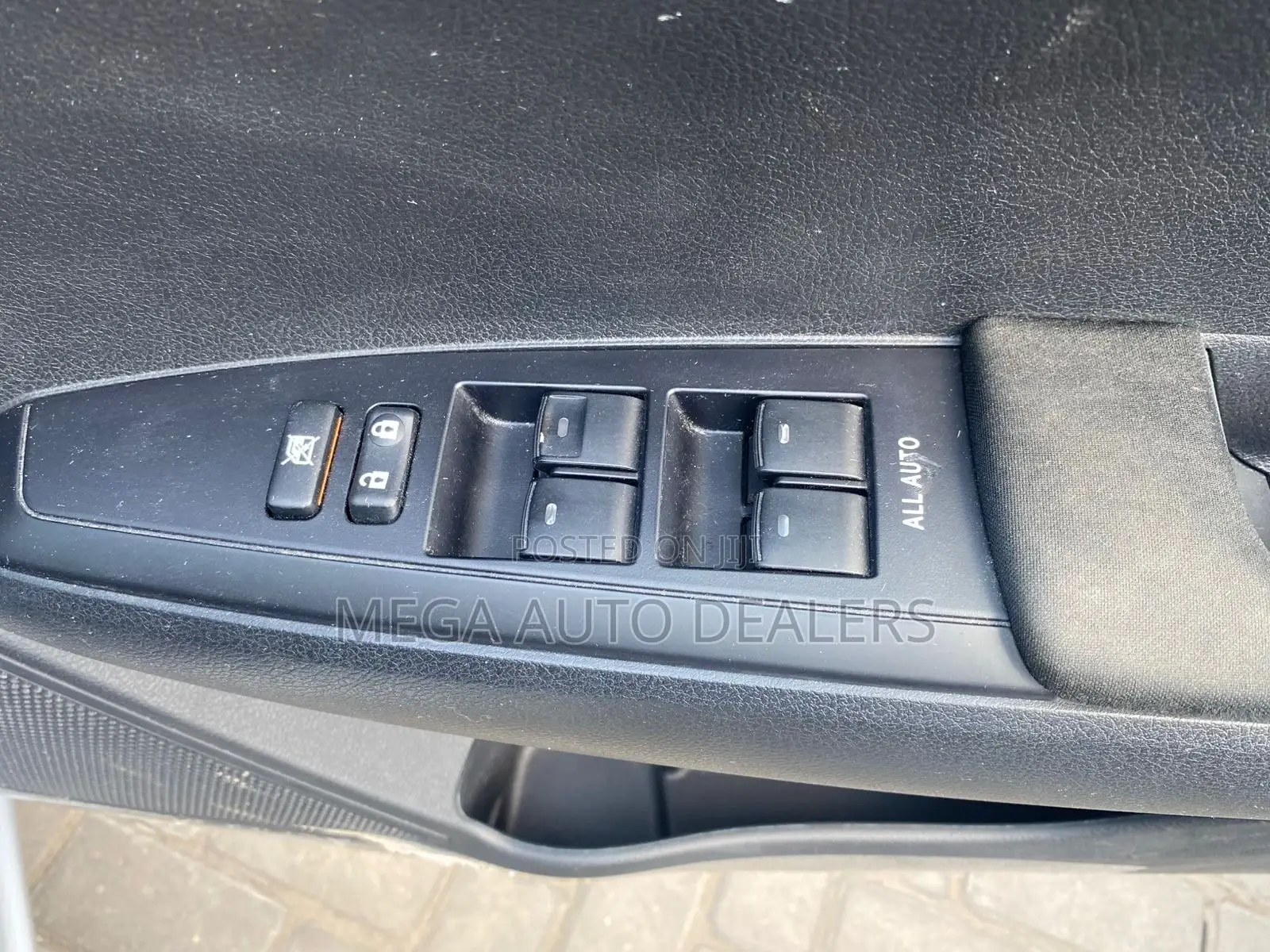 Toyota Axio 2018 Silver