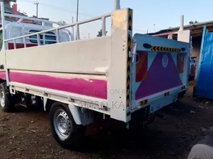 Toyota Dyna:Kcb-Manual Diesel