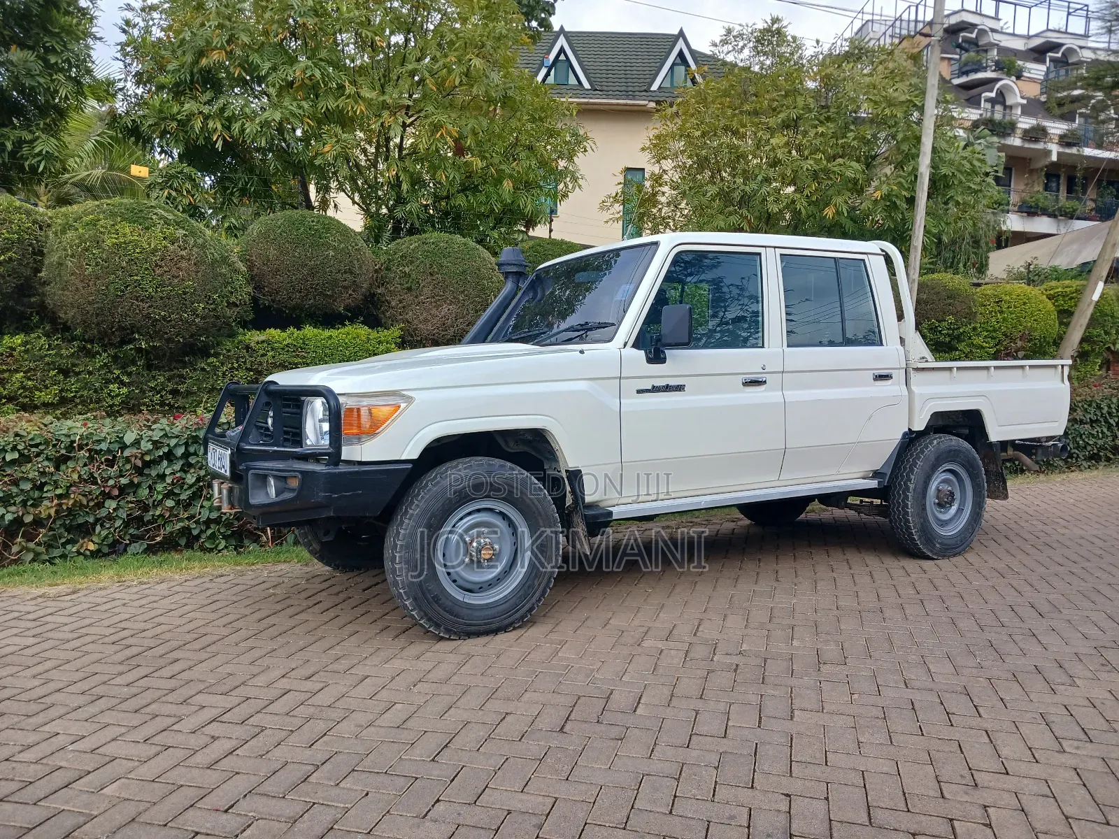 Toyota Land Cruiser 2016 White
