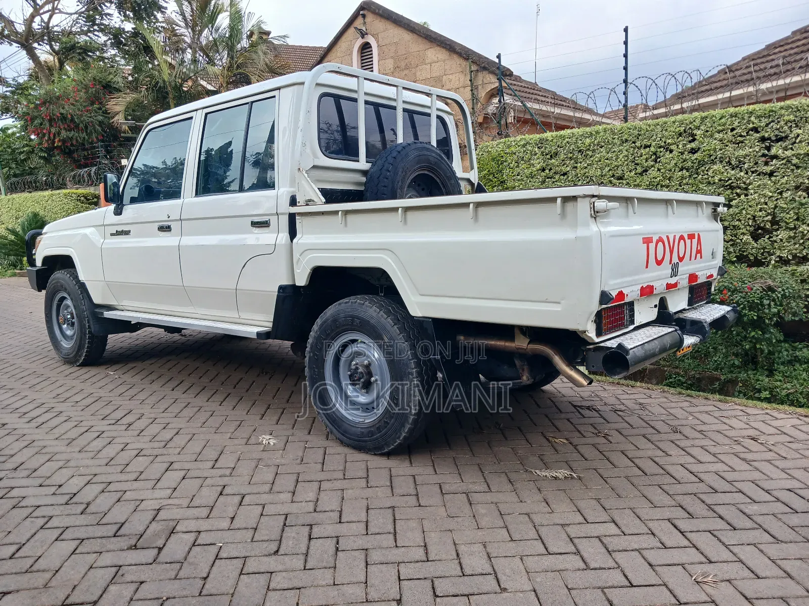 Toyota Land Cruiser 2016 White