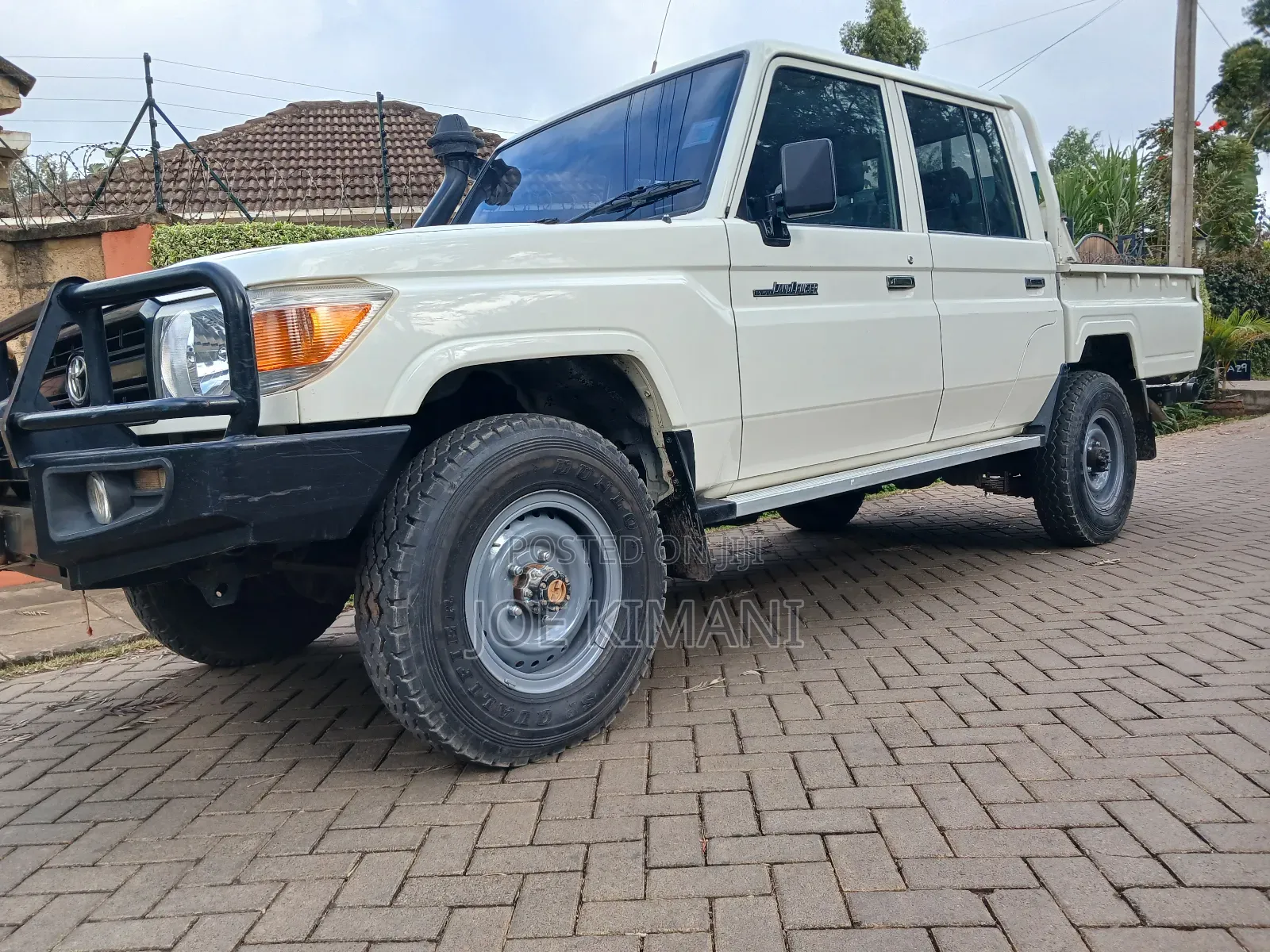Toyota Land Cruiser 2016 White