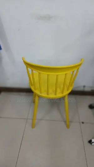 Modern Strong Plastic Home/Office Chair