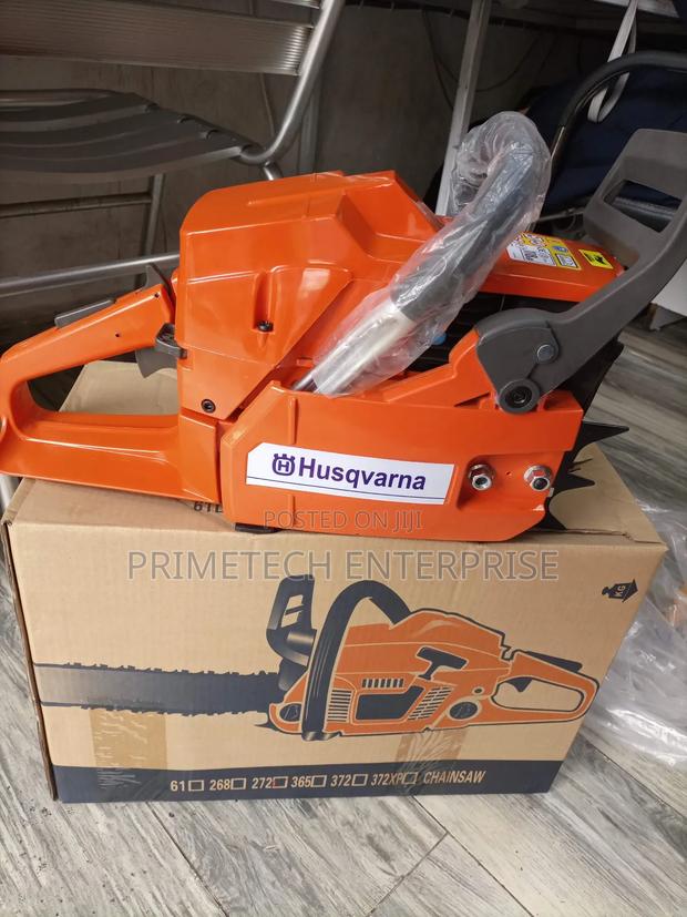 Husqvarna 272xp Petrol 2stroke Powersaw (Primetech) - main view