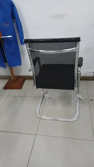 Black Modern Visitors Office Chair