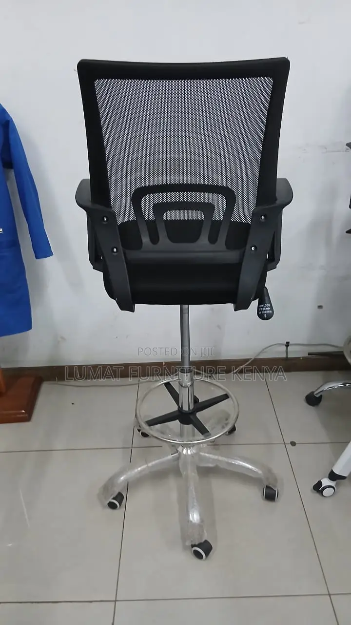 Mesh Adjustable High Counter Cashier/Office Seat