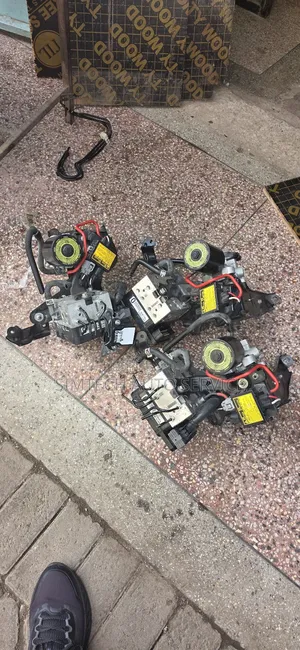 Lexus Rx450h Brake Actuator Letter O
