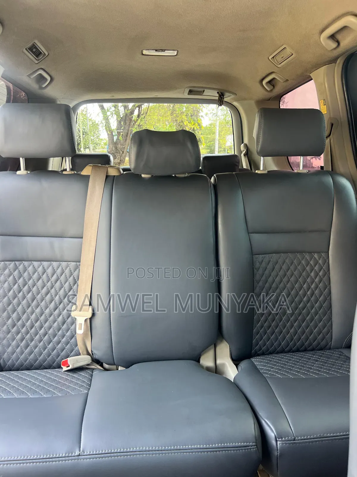 Toyota Noah 2.0 158hp FWD (8 Seater) 2013 Pearl