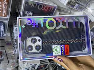 Emumi Case for iPhone 14 Pro Max Real Carbon Fiber Pattern Case - thumbnail 2