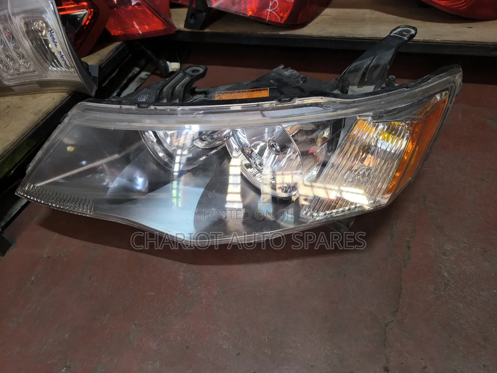 Mitsubishi Outlander 2010 Xenon Ex Japan  Headlights