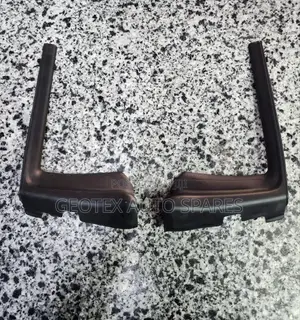 Toyota Vitz Windscreen Finisher