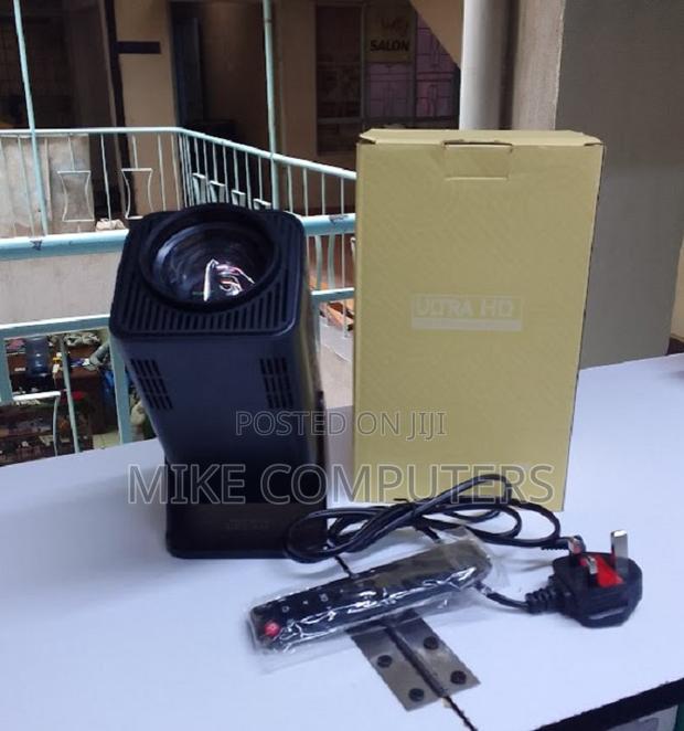 Smart Mini Projector Hy320 Android 13 1080p in Build Sound Google Play - main view