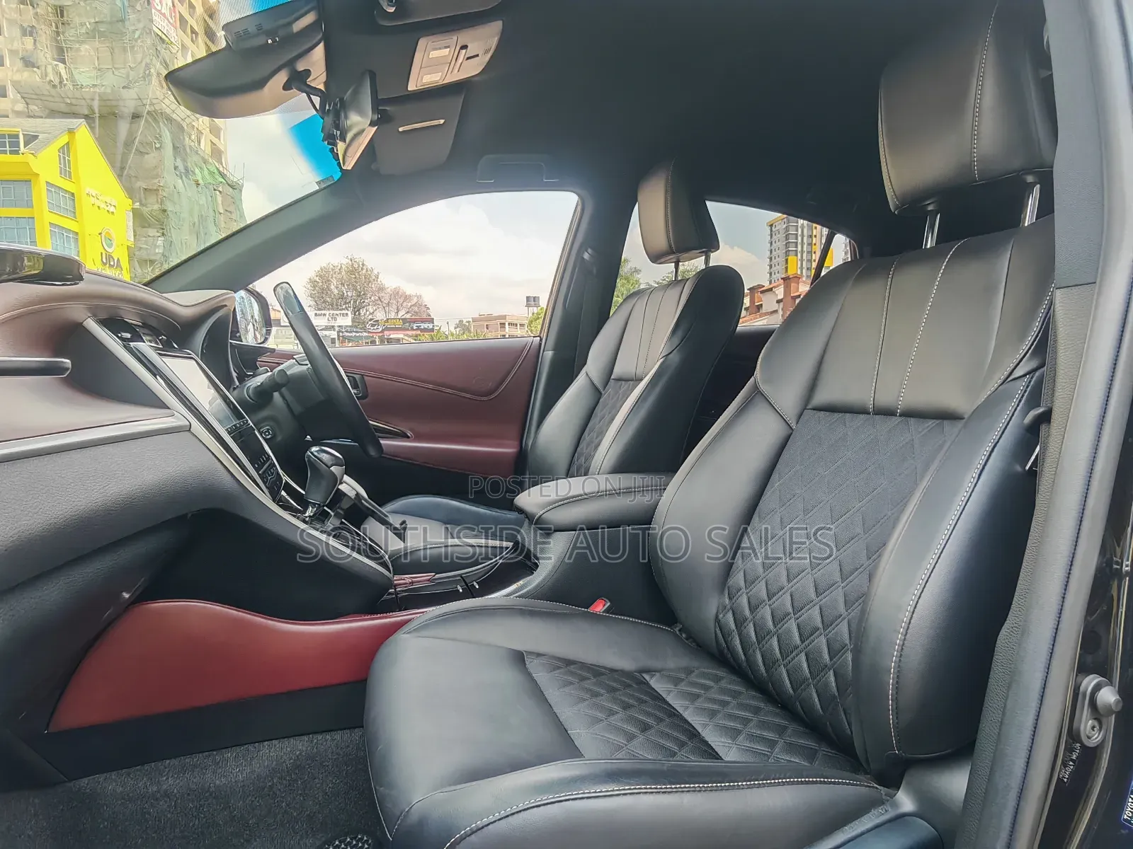 Toyota Harrier 2.0 2018 Purple