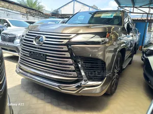 Lexus LX LX 600 2023 Gray