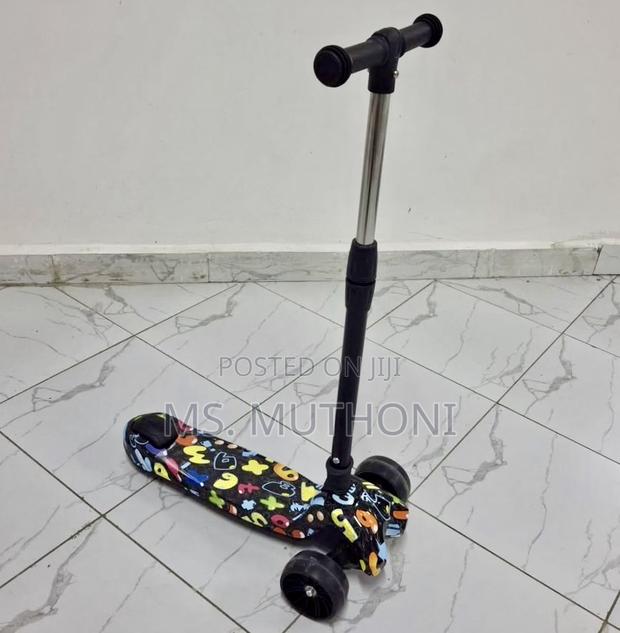 Age 3-12 Kids Adjustable Scooter With Light - thumbnail 4