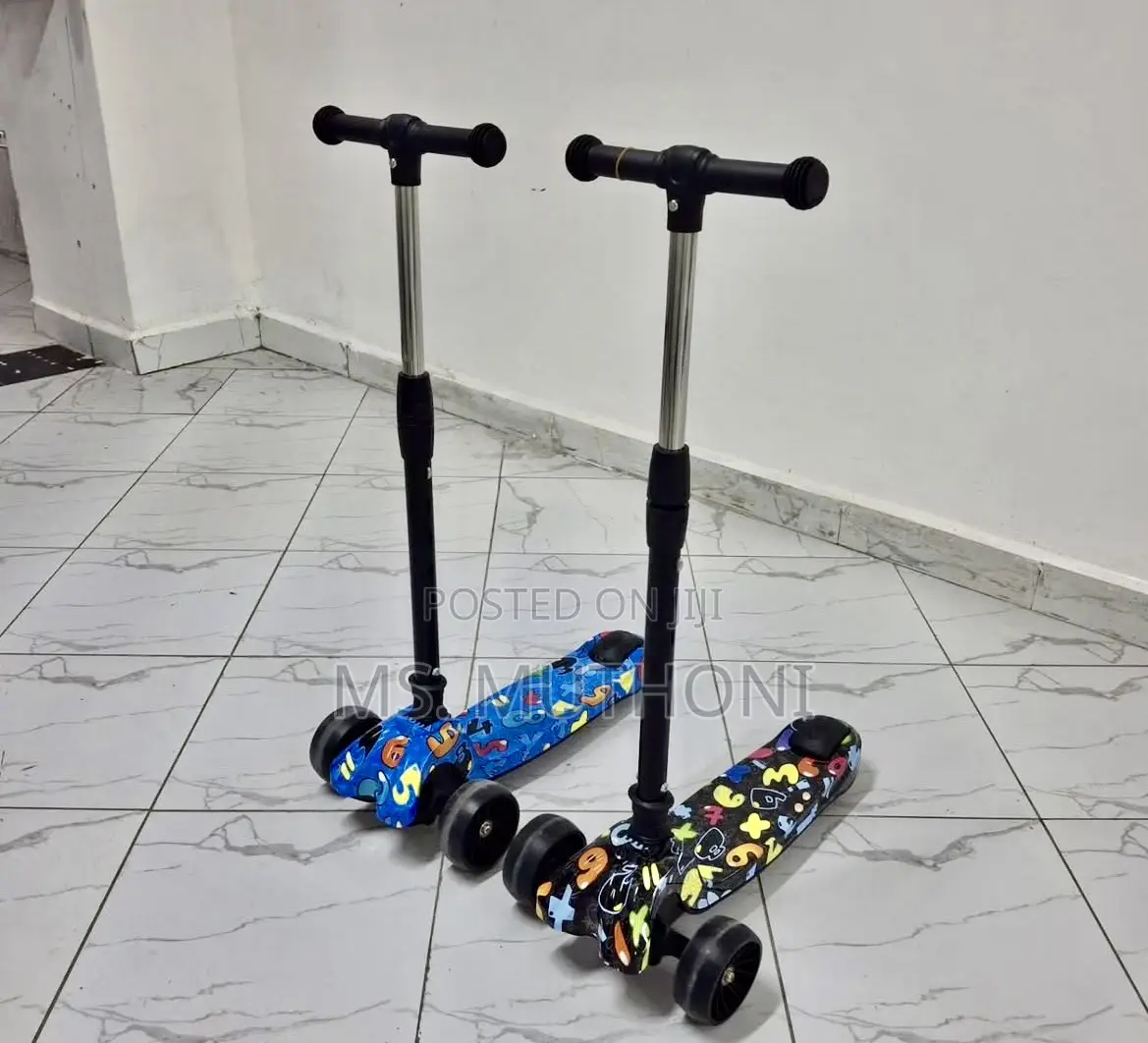 Age 3-12 Kids Adjustable Scooter With Light