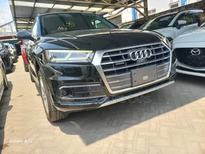 Audi Q5 2018 Black