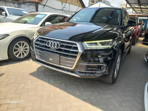 Audi Q5 2018 Black