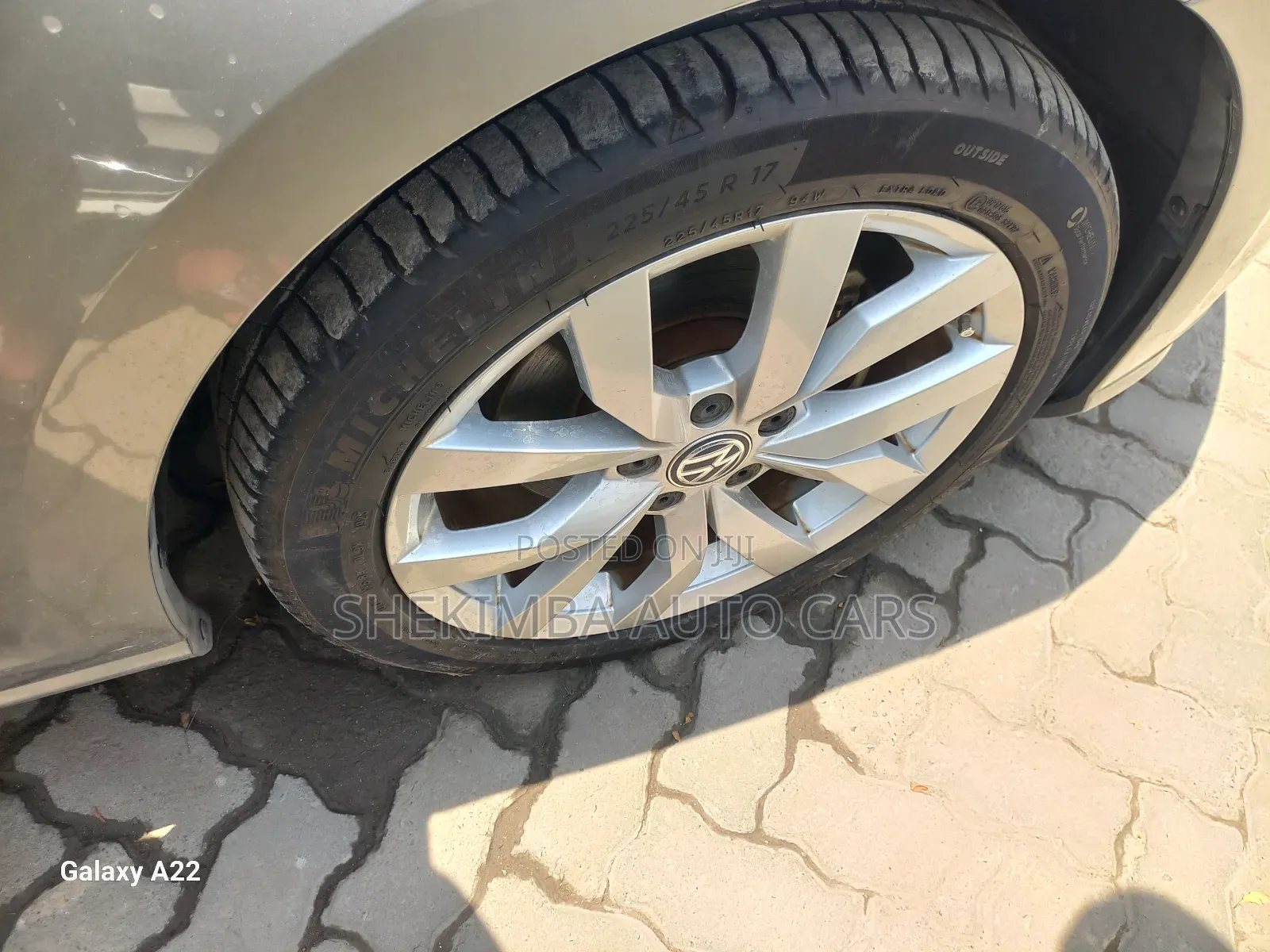 Volkswagen Golf Variant 2019 Gold