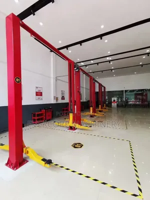 Commercial Sunshine Italy Two Post Carlift 4000kg.