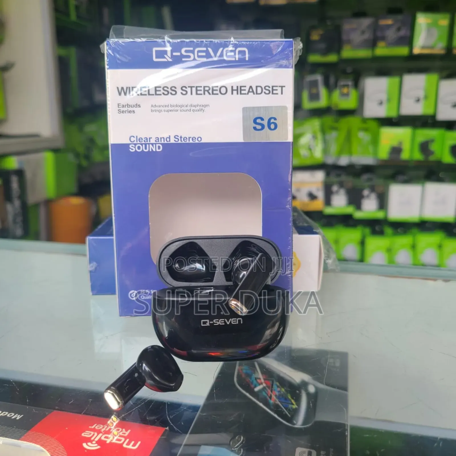 Q-Seven S6 Wireless Stereo Headset.