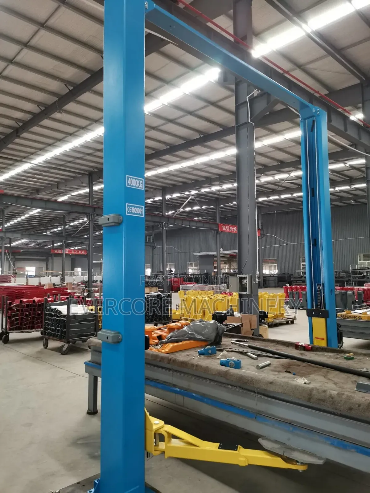 Heavy Duty Garage Two Post Lift Machine 4tonne.
