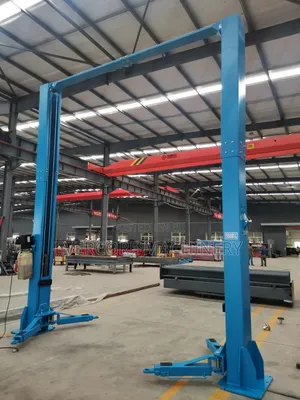Heavy Duty Garage Two Post Lift Machine 4tonne.