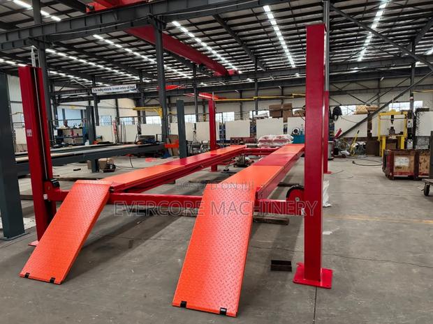 Commercial 4000kg 4t Four Post Carlift Machine. - main view