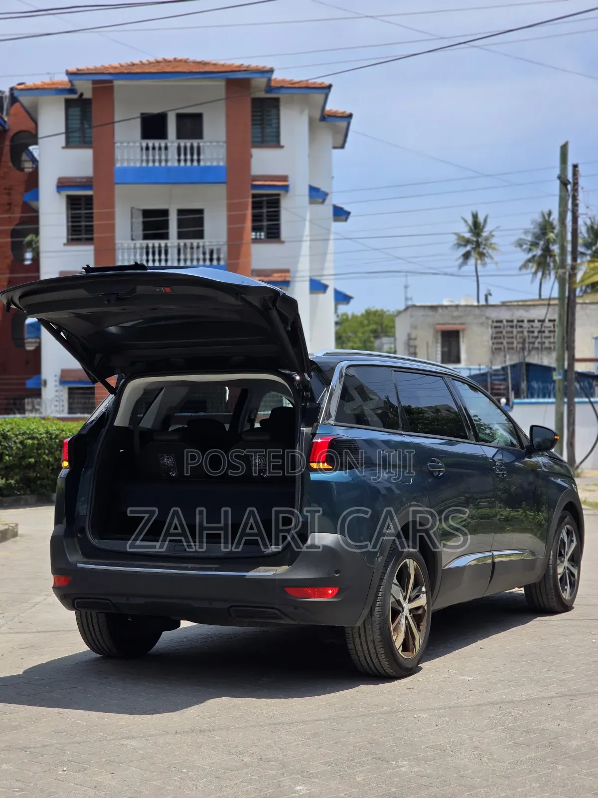 Peugeot 5008 2018 Blue
