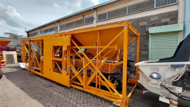 Commercial Concrete Batching Plant Machine Aquarius Brand - main view