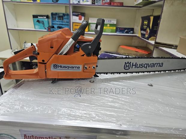 Husqvarna 272xp Power Saw