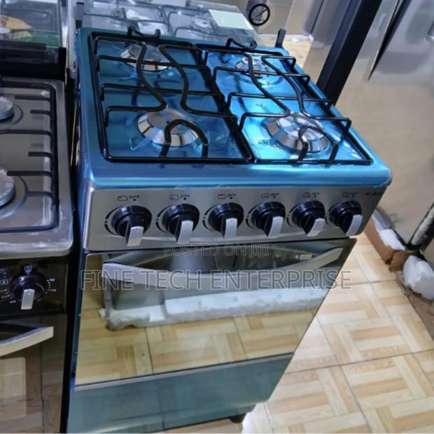 Unitech Full Gas Cooker With Oven. - main view