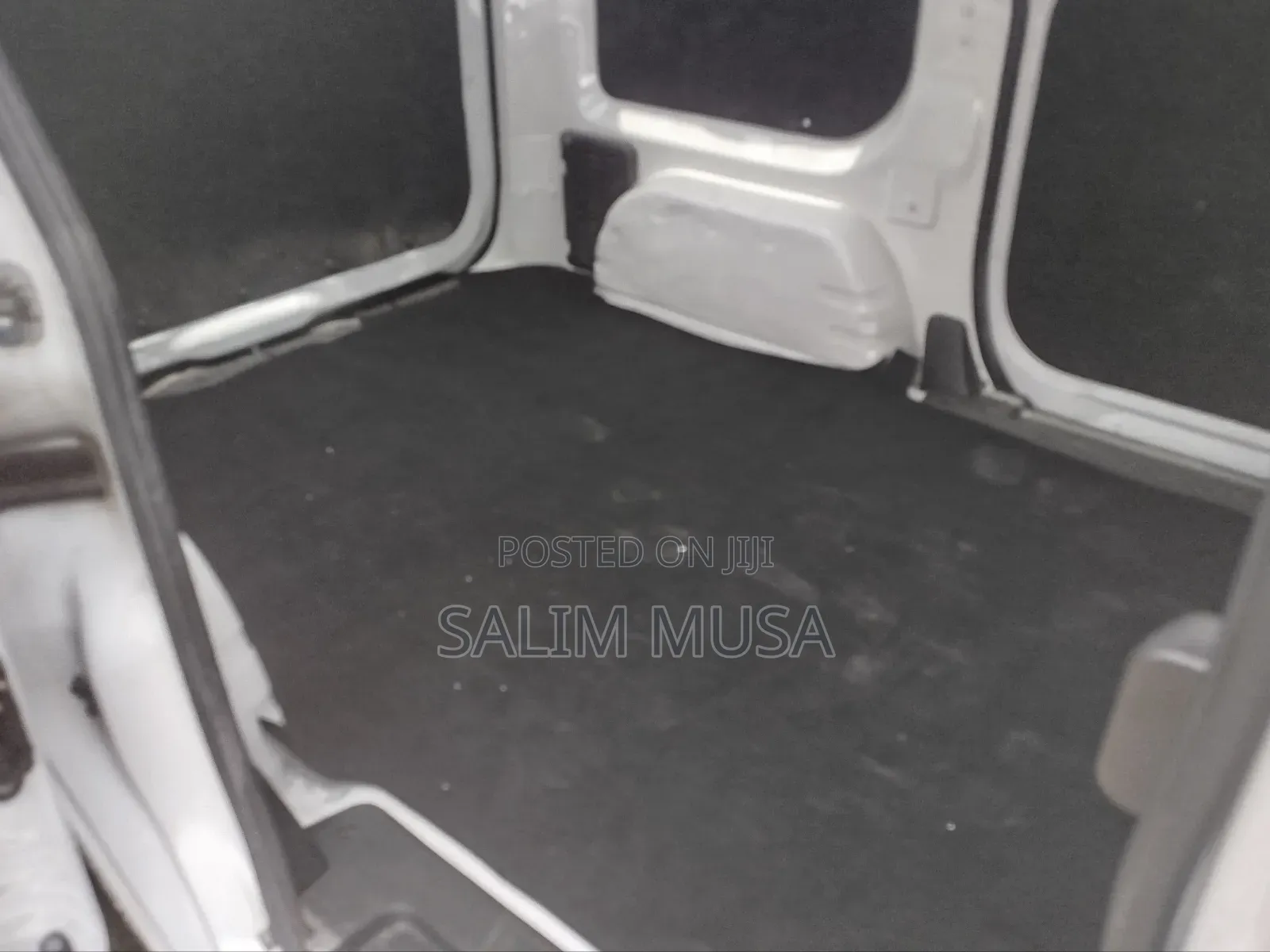 Nissan NV200 2019 White