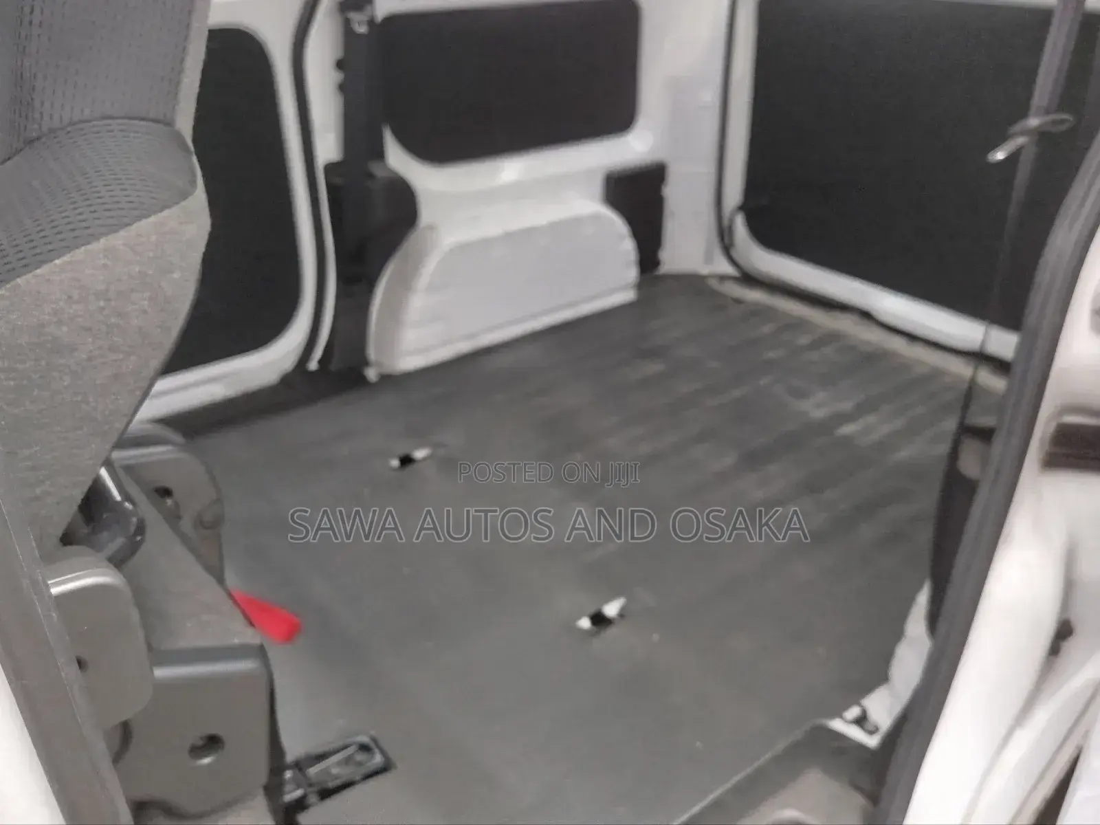 Nissan NV200 2019 White