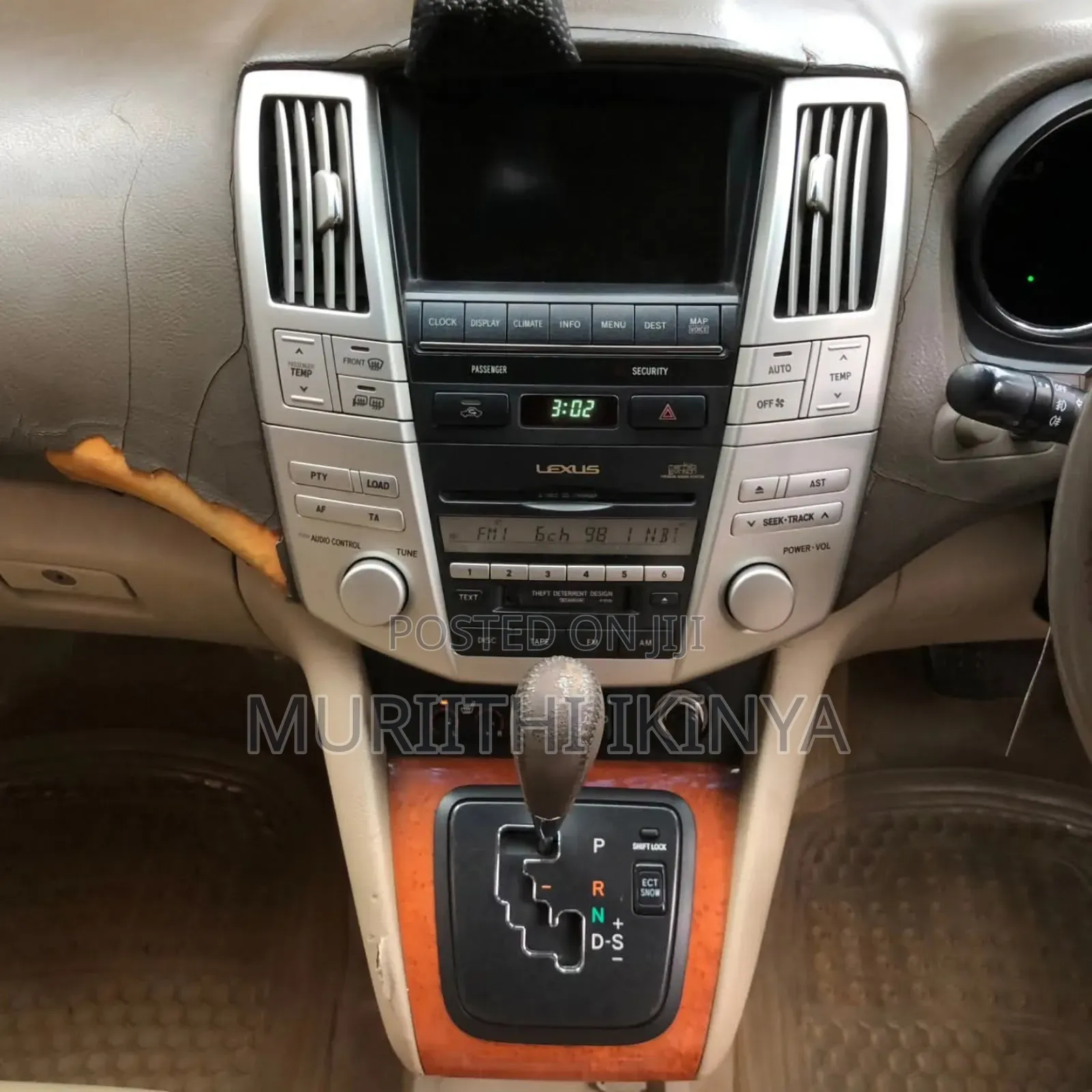 Toyota Harrier 2005 Beige