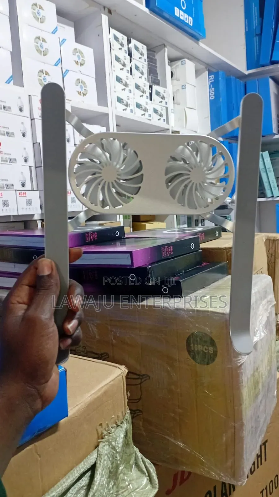 2 Cooling Fan Bracket