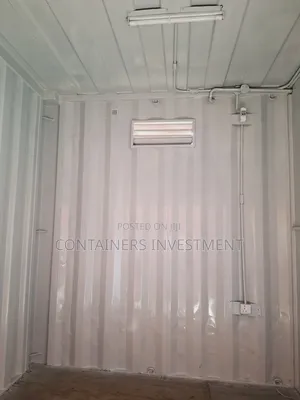 Cutely Put Together Container Stalls- Available In Multiple Colors.